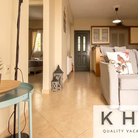 Pinelopi's In Lourdata Village! Holiday home Lourdata (Kefalonia)